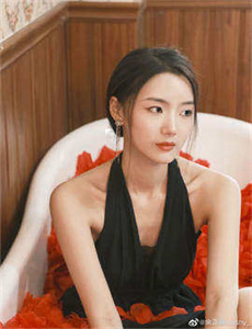 《汤姆与魔镜》